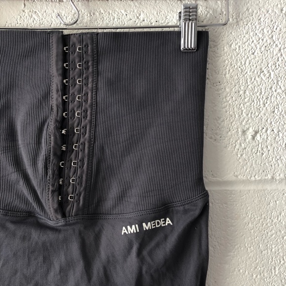 Ami Medea Waist Trainer Leggings sz: Small - Picture 3 of 11